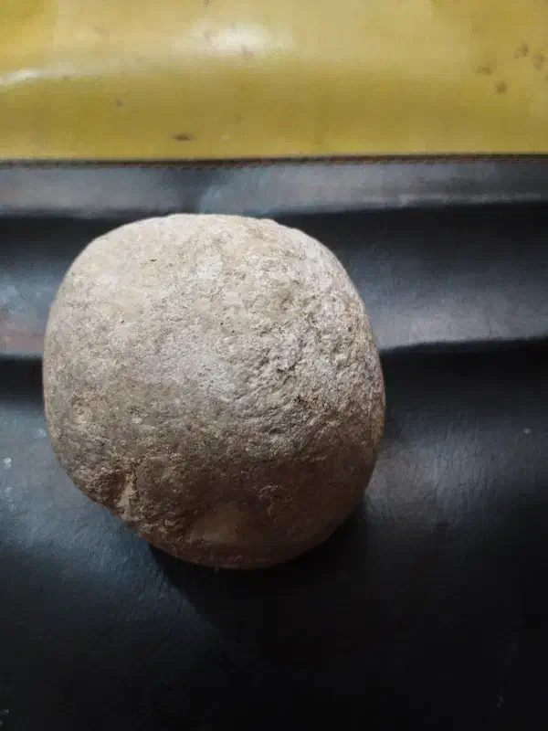 سنگ گردقدیمی|کلکسیون اشیاء عتیقه|مرودشت, دولت آباد|دیوار