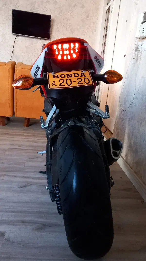 cbr1000 رپسول ۲۰۱۴|موتورسیکلت|تهران, استاد معین|دیوار
