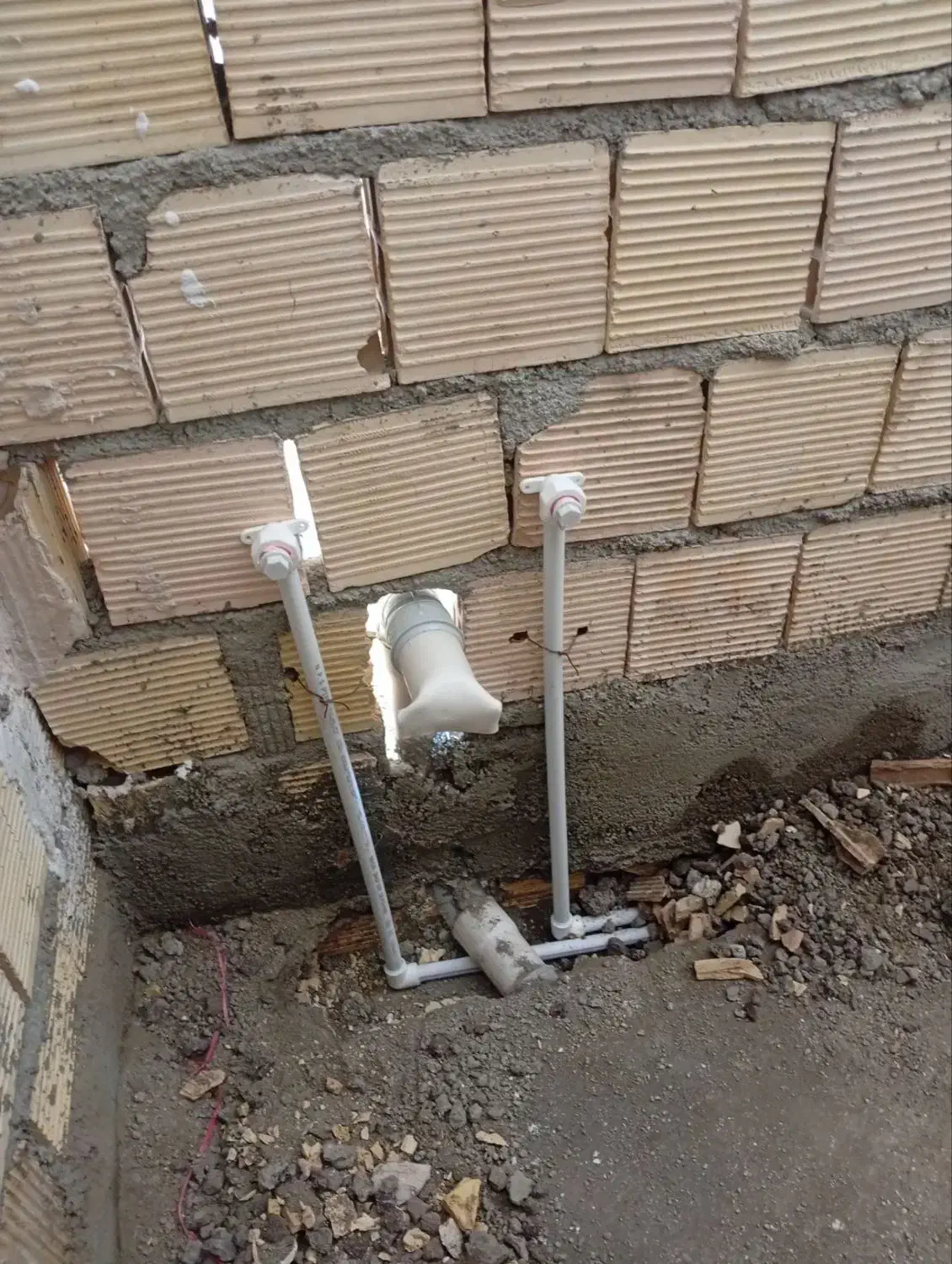 لوله کشی سرد و گرم شوفاژ فاظاب نصب آبگرمکن وشیرالا|خدمات پیشه و مهارت|نهاوند, |دیوار