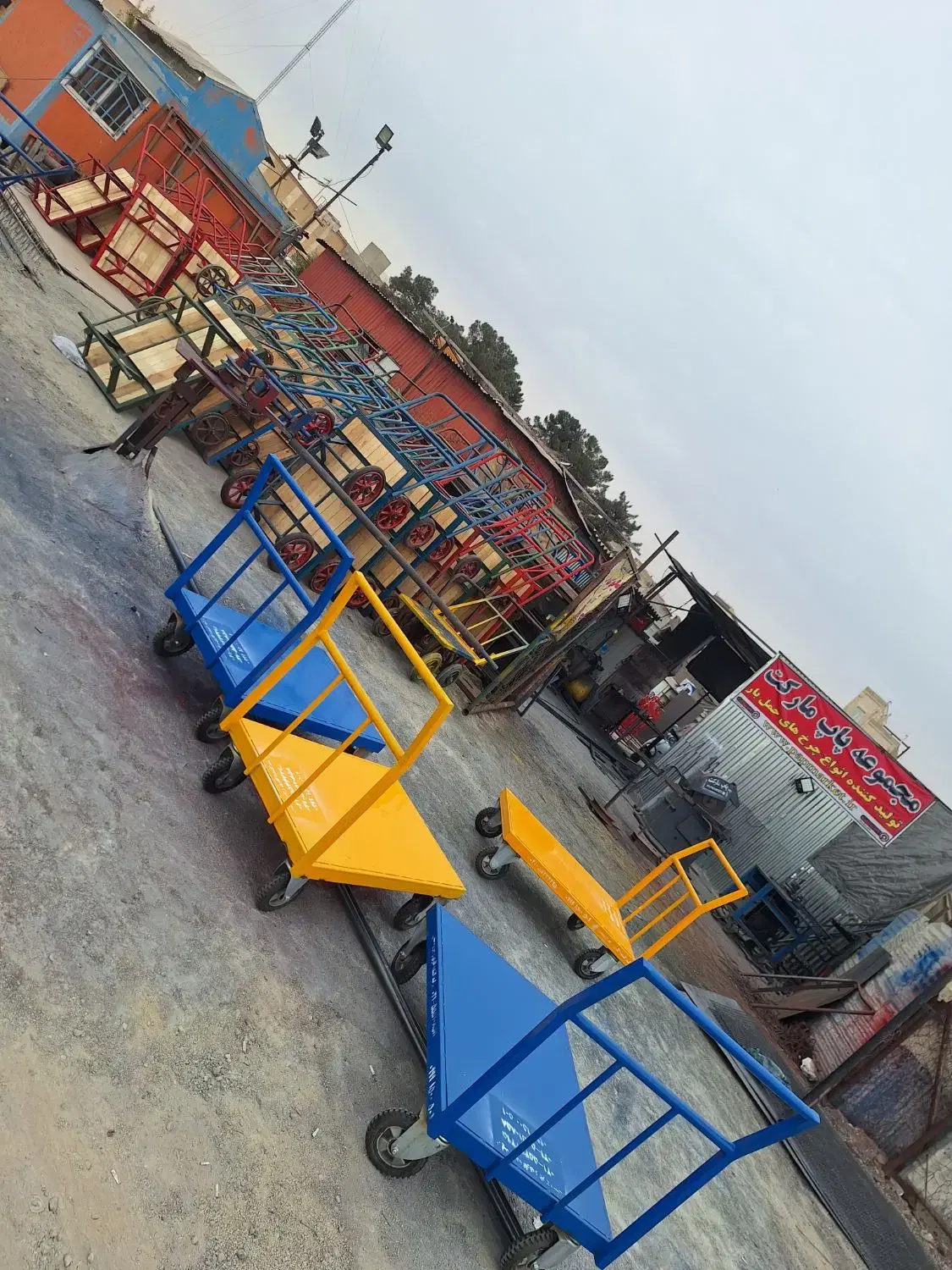 (ترولی۱۰۰در۶۶ تاشو)گاری چهار چرخ دو دستی (۱۰۰در۶۶)|ابزارآلات|تهران, بازار آهن|دیوار