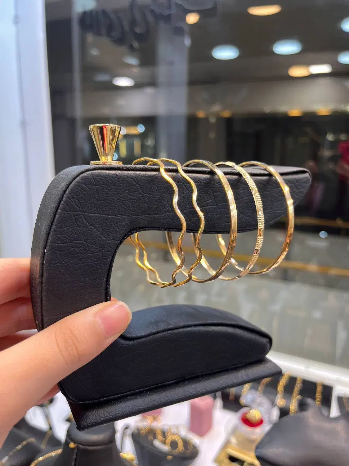 طلای نو فقط 5/5%درصد بدون مالیات|جواهرات|رشت, بازار|دیوار