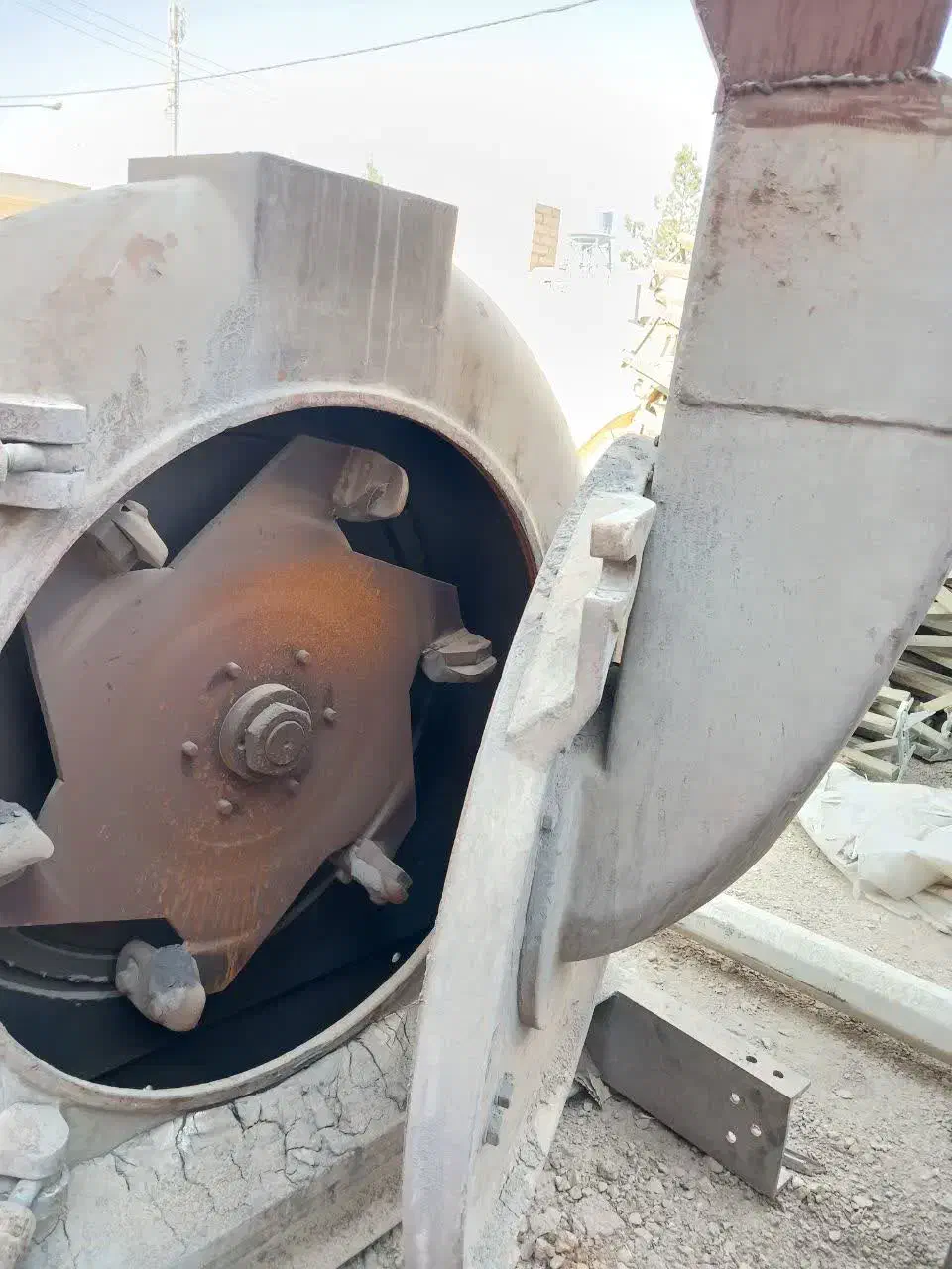 آسیاب چکشی آلمانی ۲۴ شش تیغه|ماشین‌آلات صنعتی|اصفهان, ارغوانیه|دیوار