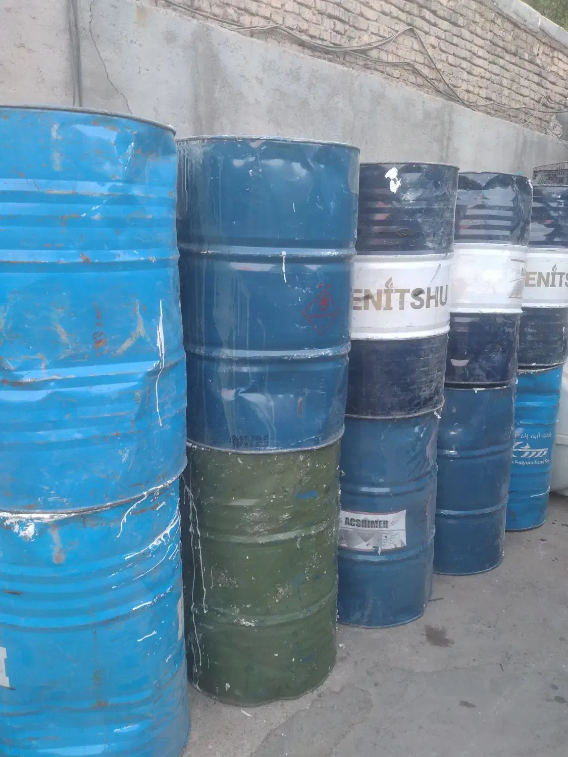 بشکه ۲۰۰لیتری خالی|مصالح و تجهیزات ساختمان|شوش, |دیوار