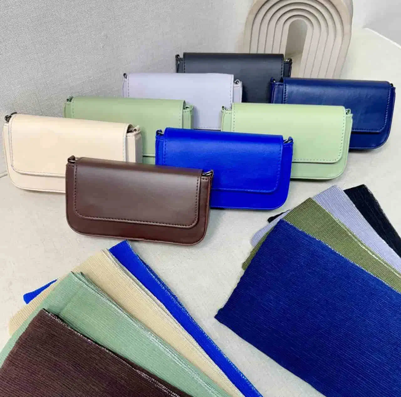 ست شال و کیف و روسری با پول یک شال ست کامل ببر|کیف، کفش، کمربند|قم, دانشگاه قم|دیوار