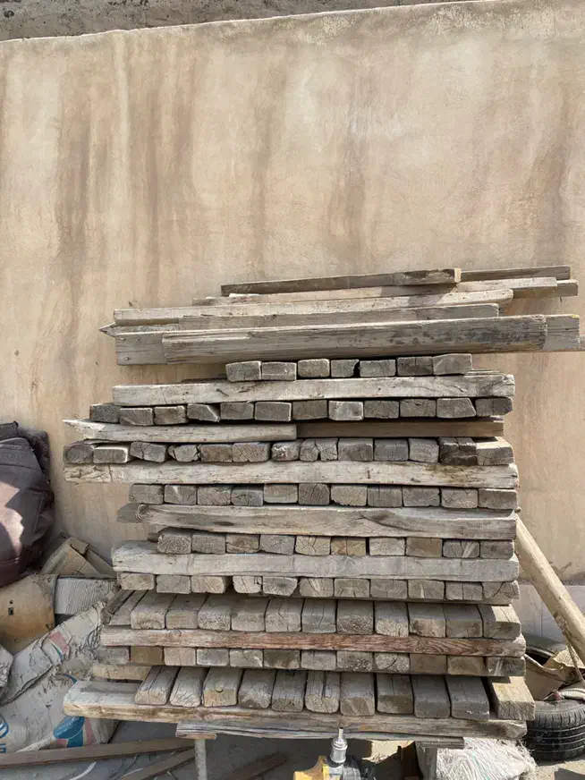 چهار تراش ۲۱۰ عدد ۱متری  ۱۰*۱۰ و۵*۱۰|مصالح و تجهیزات ساختمان|شهریار, شهرک بهاران (ویره)|دیوار