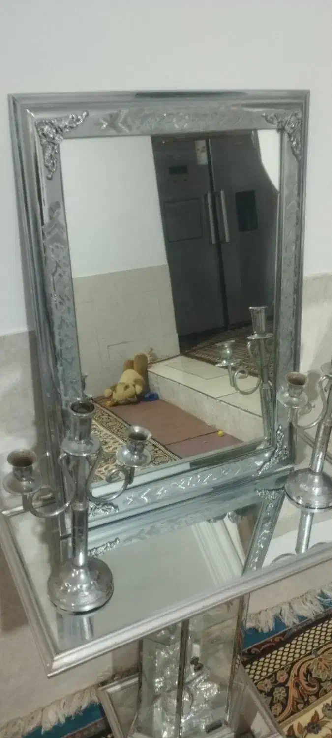 آینه‌وشمعدان‌کامل‌وسالم|بوفه، ویترین، کنسول|زاهدان, |دیوار