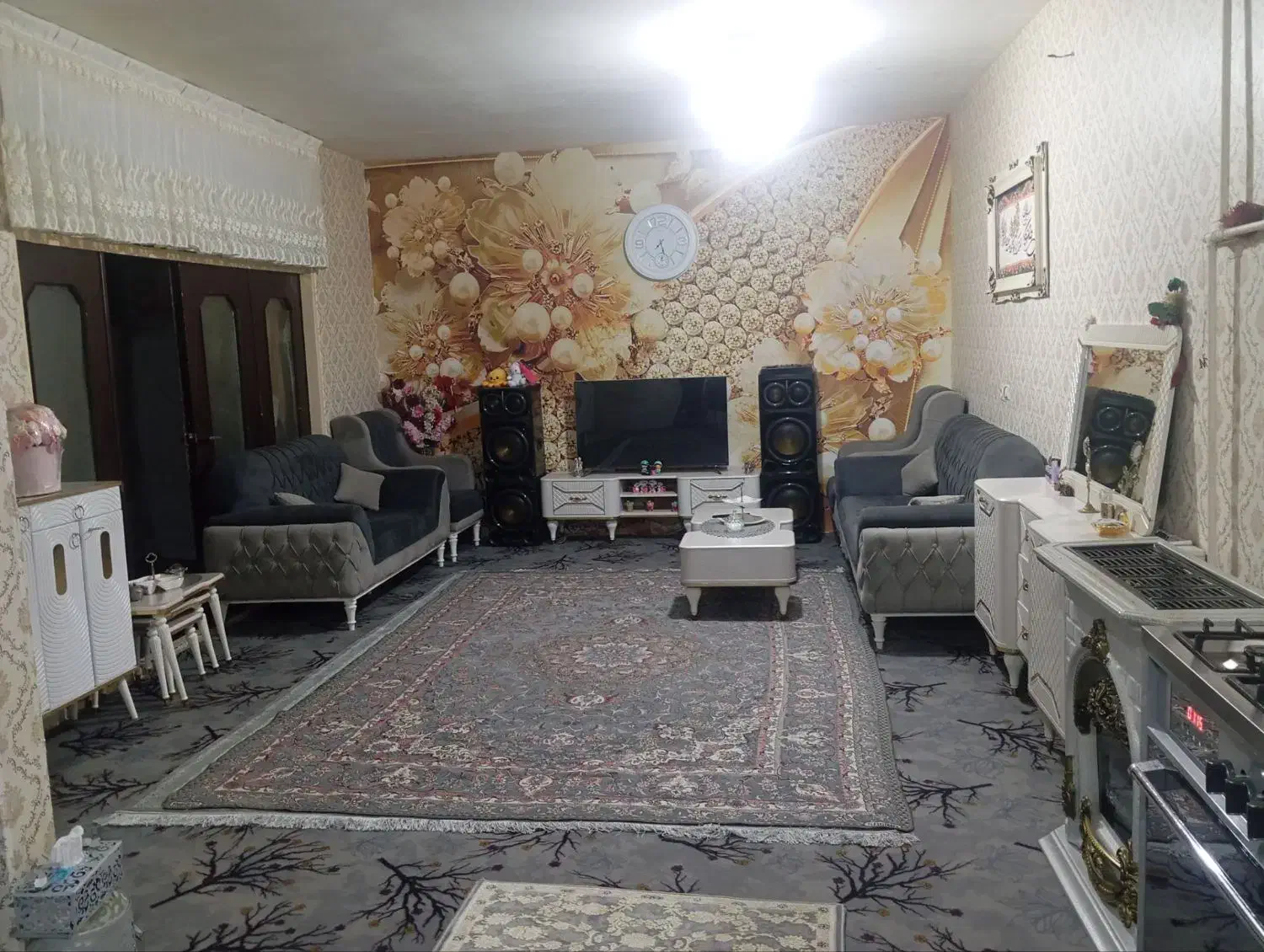 اجاره خانه همکف ازدوطبقه|اجارهٔ خانه و ویلا|اقبالیه, |دیوار