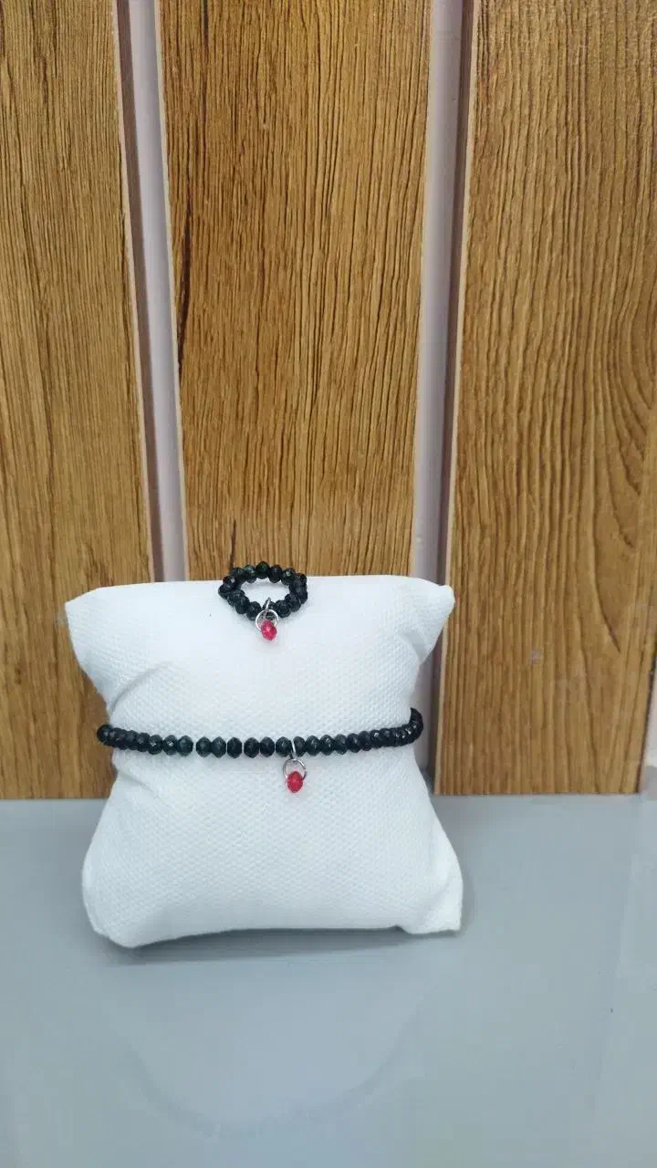 دستبند و گردنبند و نیم ست یلدایی|بدلیجات|یزد, |دیوار