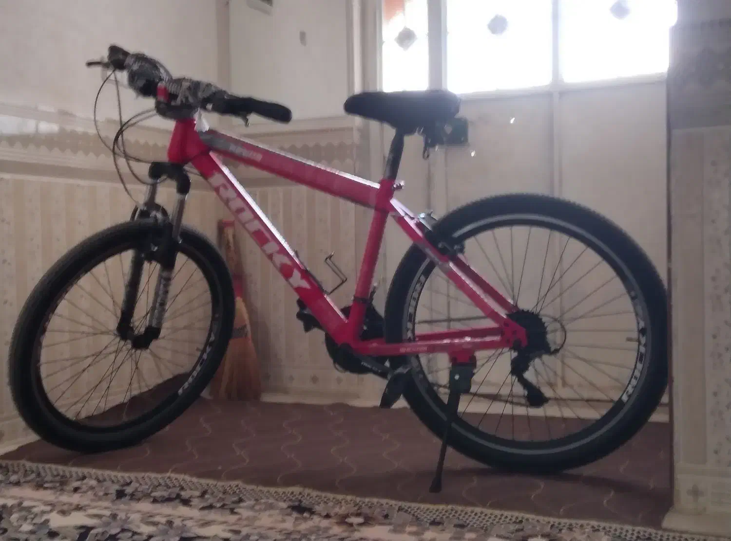 دوچرخه بسیار خوب و تمیز|دوچرخه، اسکیت، اسکوتر|یاسوج, |دیوار