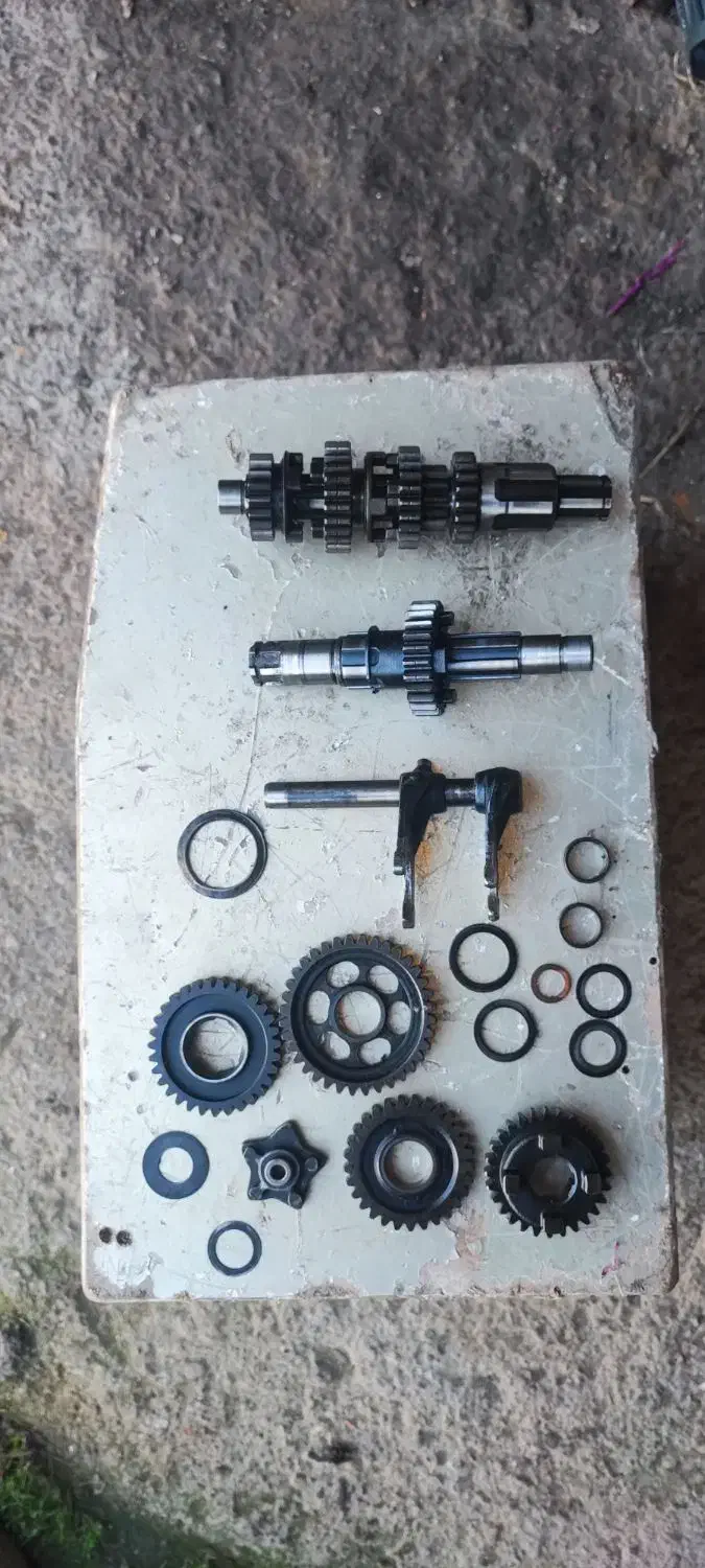 گیربکس هوندا 125 چهار دنده کامل|قطعات یدکی و لوازم جانبی|رشت, شهریاران|دیوار