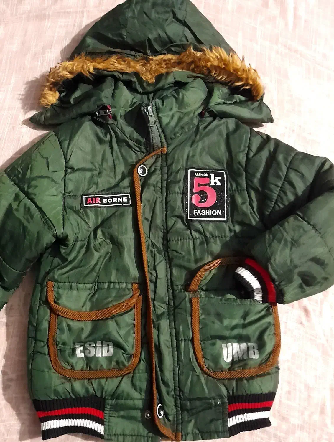 کاپشن های پسرانه و دخترانه|کفش و لباس بچه|مهاباد (آذربایجان غربی), |دیوار