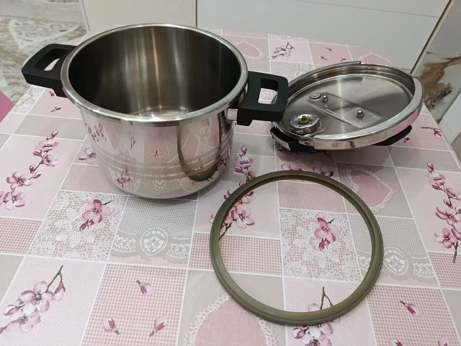 زودپز|ظروف پختوپز|کرمانشاه, |دیوار