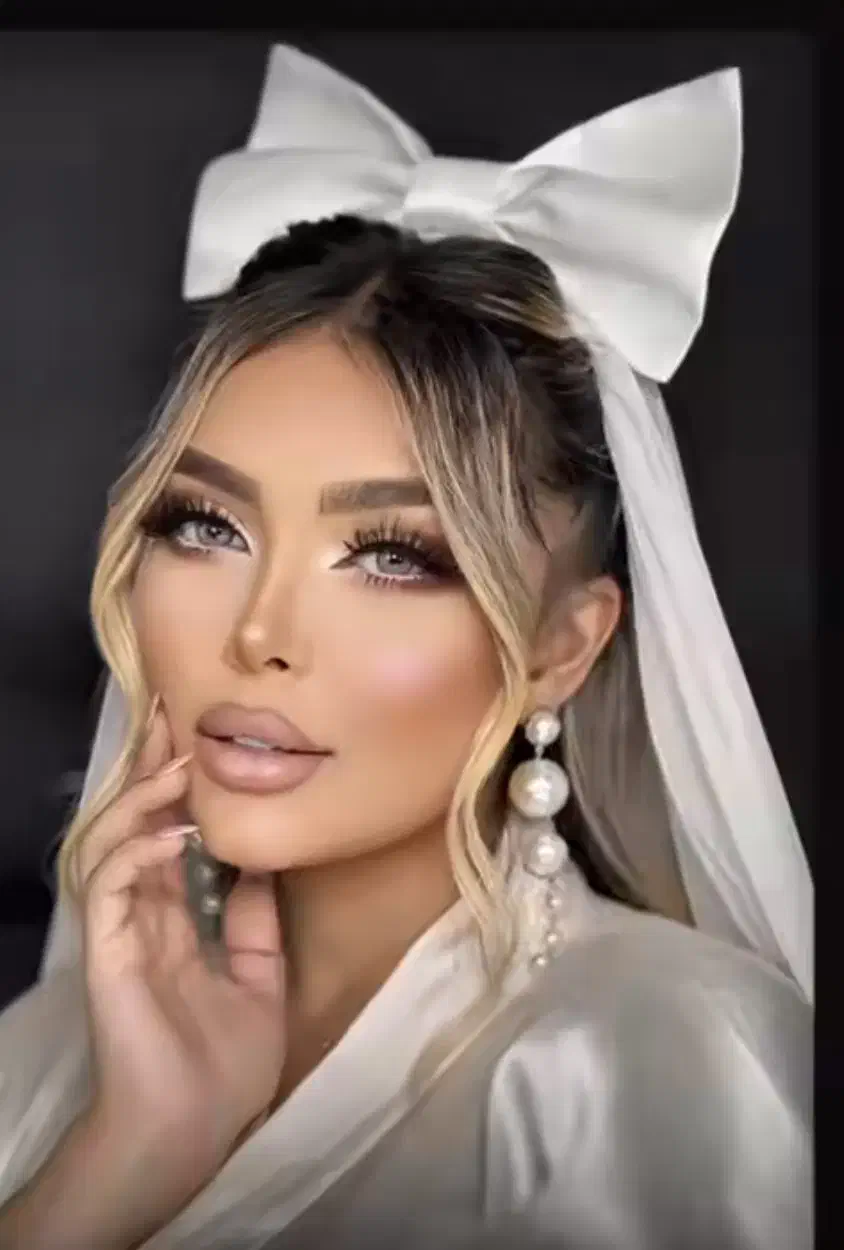 تخفیف ویژه اموزش ،خدمات میکاپ  شنیون عروس و همراه|خدمات آرایشگری و زیبایی|تهران, جنت‌آباد مرکزی|دیوار