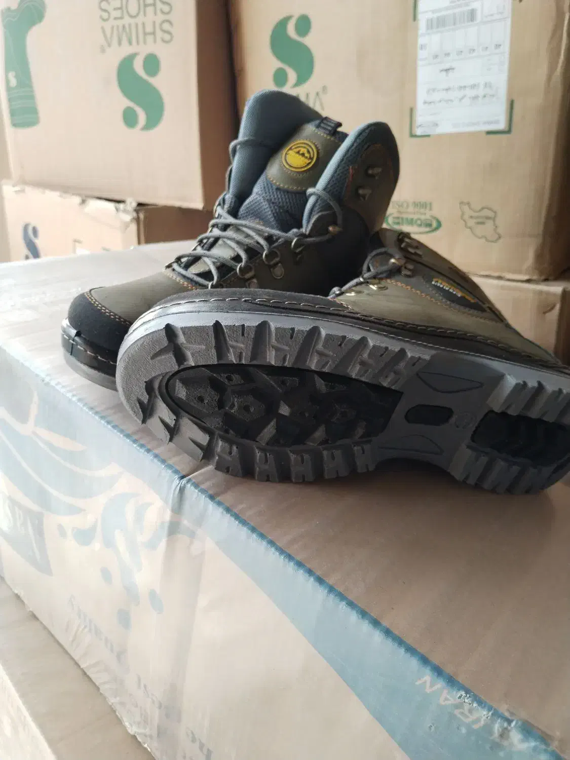 کفش پوتین|کیف، کفش، کمربند|بوکان, |دیوار