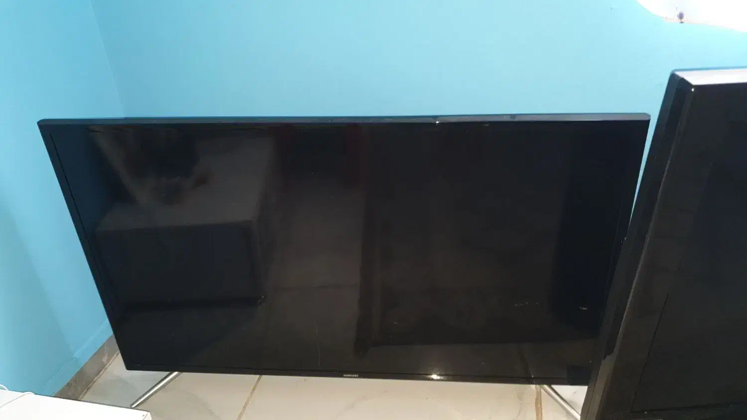 ال ای دی شکسته سامسونگ و ایکس ویژن|تلویزیون و پروژکتور|بابل, |دیوار