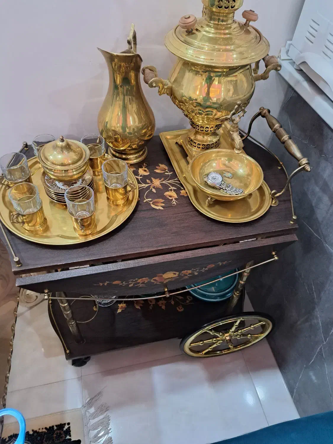 میزبار چوبی|بوفه، ویترین، کنسول|سنگر, |دیوار