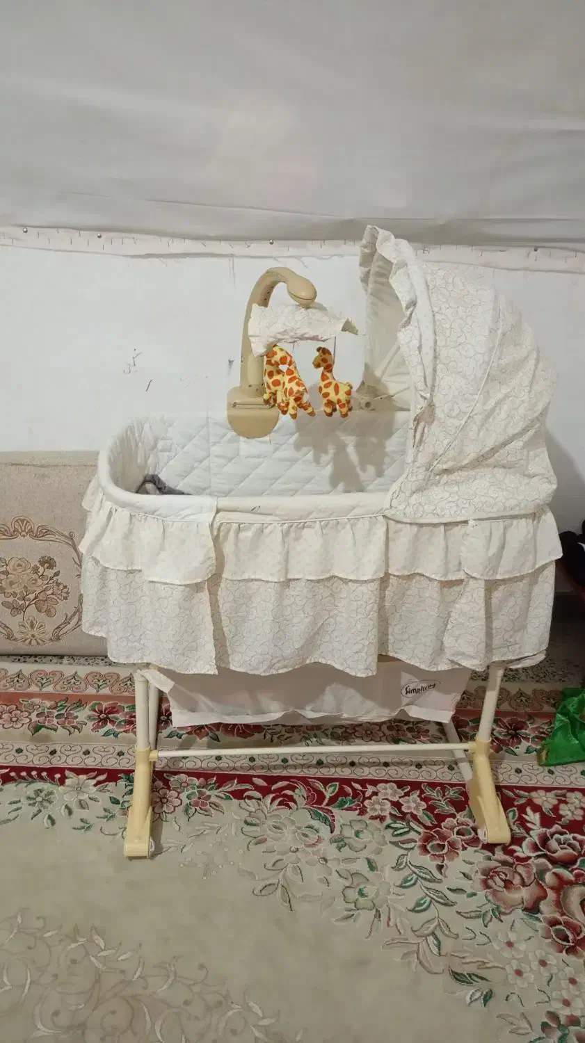 گهواره نوزاد موزیک دار|تخت و سرویس خواب|ایلام, |دیوار