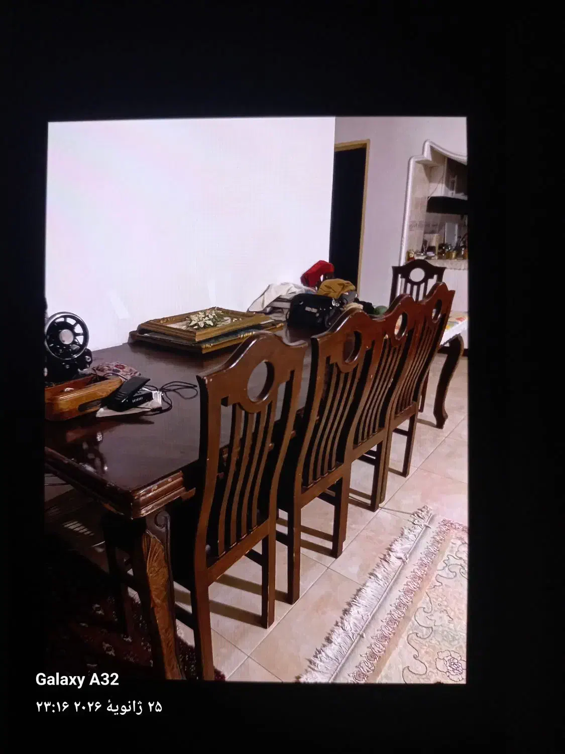 میزنهارخوری یزرگ|میز و صندلی غذاخوری|ساری, |دیوار