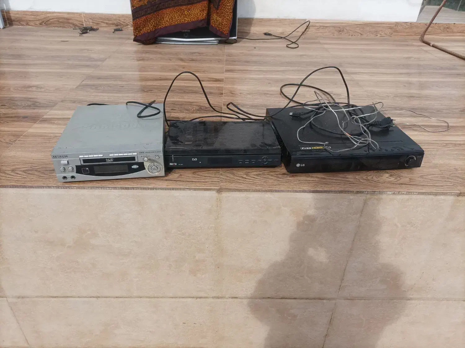 دستگاه|پخشکننده DVD و ویدیو|رشت, پسیخان|دیوار