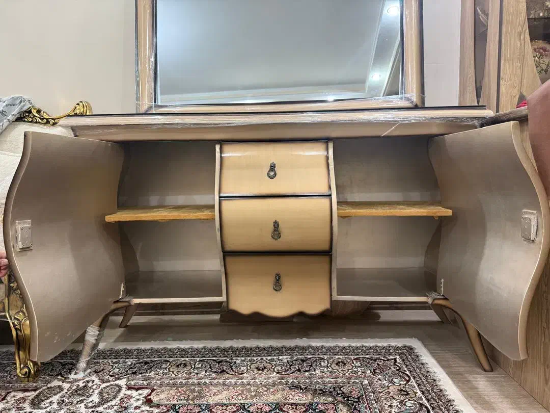 آینه کنسول|بوفه، ویترین، کنسول|تهران, پرستار|دیوار