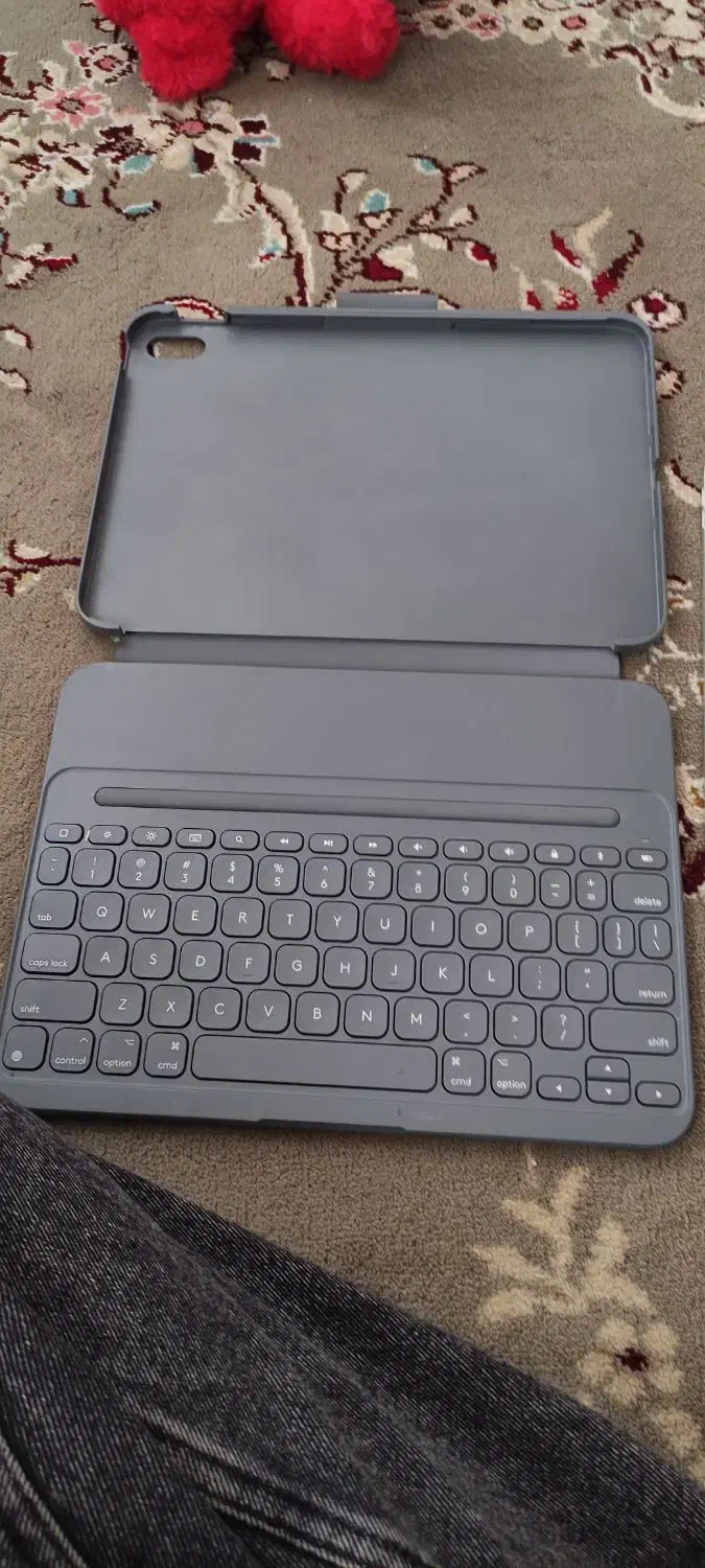 کیبورد مغناطیسی آیپد 10|لوازم جانبی موبایل و تبلت|زرندیه, |دیوار