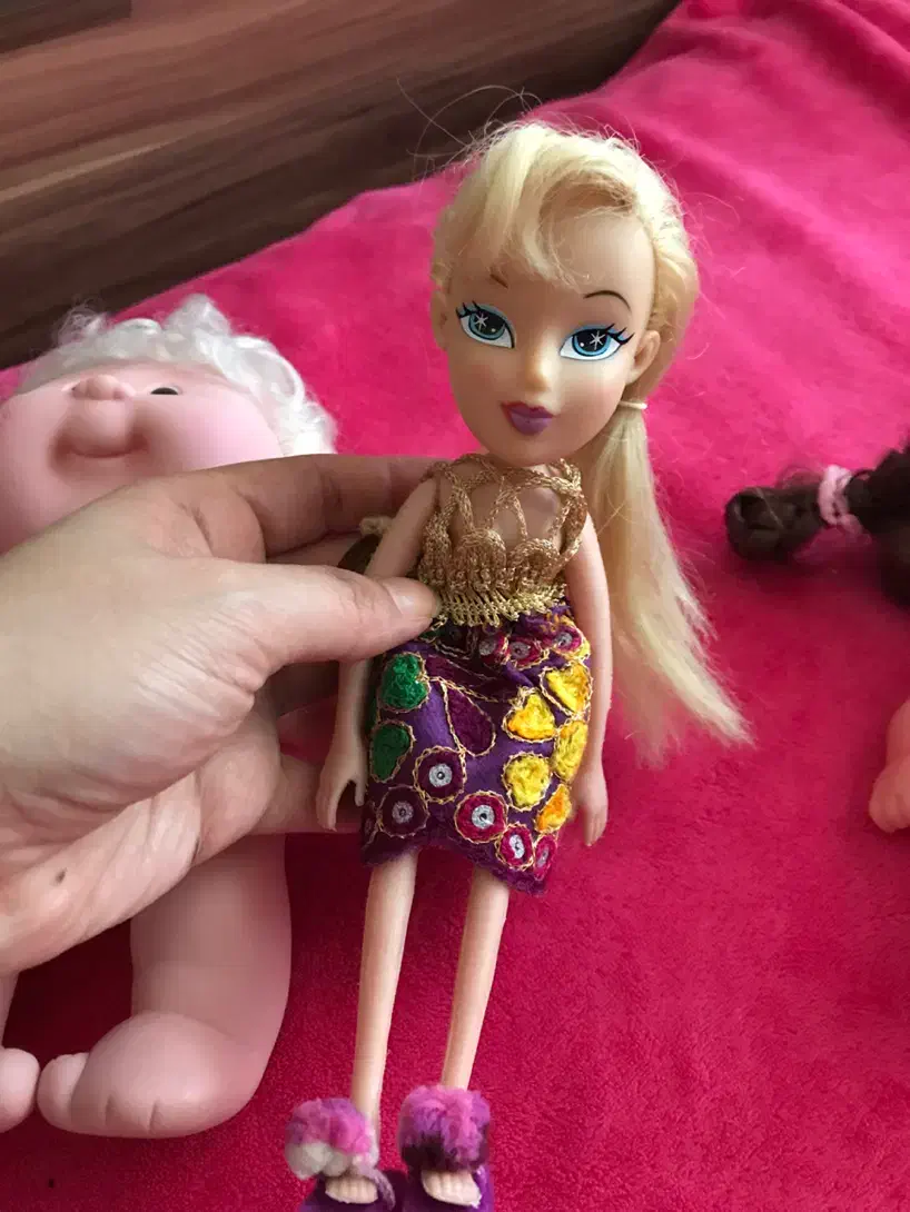 عروسک|اسباب‌بازی بچه|دوگنبدان, |دیوار