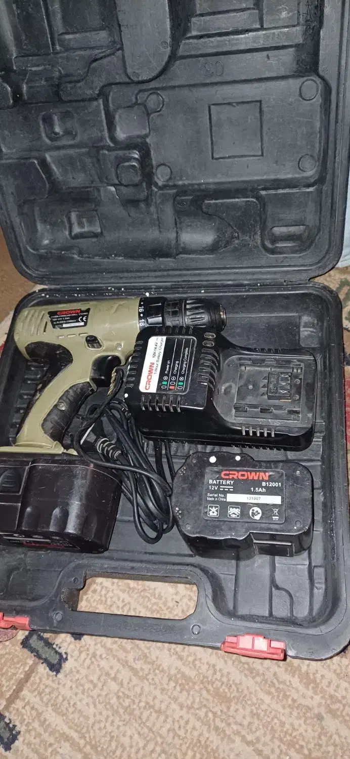 دریل شارژی کرون کاملا سالم با دو عدد باطری فابریک|ابزارآلات|مشهد, شهرک رازی (شهرک غرب)|دیوار