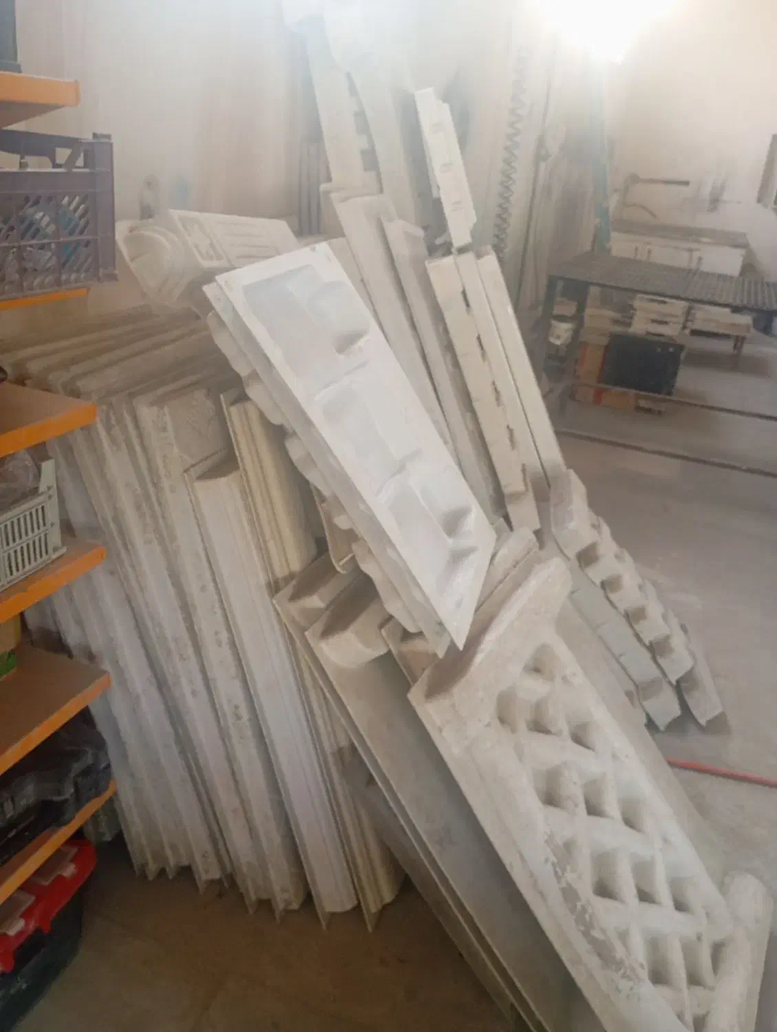 واگذاری کامل کارگاه تولید سنگ مصنوعی|فروشگاه و مغازه|درگزین, |دیوار