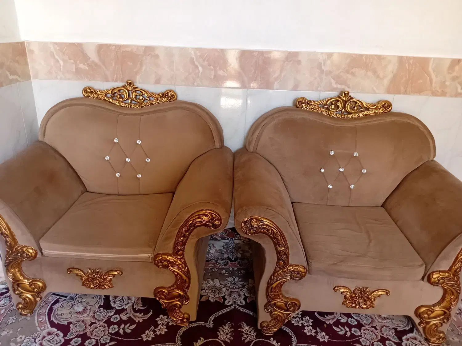 مبل تک نفره|مبلمان خانگی و میز عسلی|قم, هفت تیر|دیوار