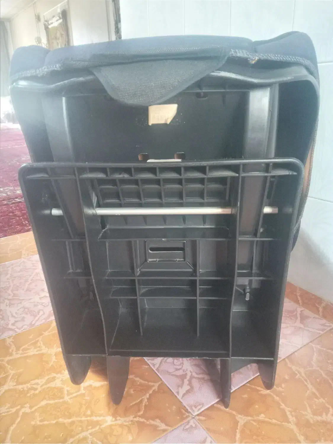 فروش صندلی خودرو کودک|تخت و صندلی بچه|ملایر, |دیوار