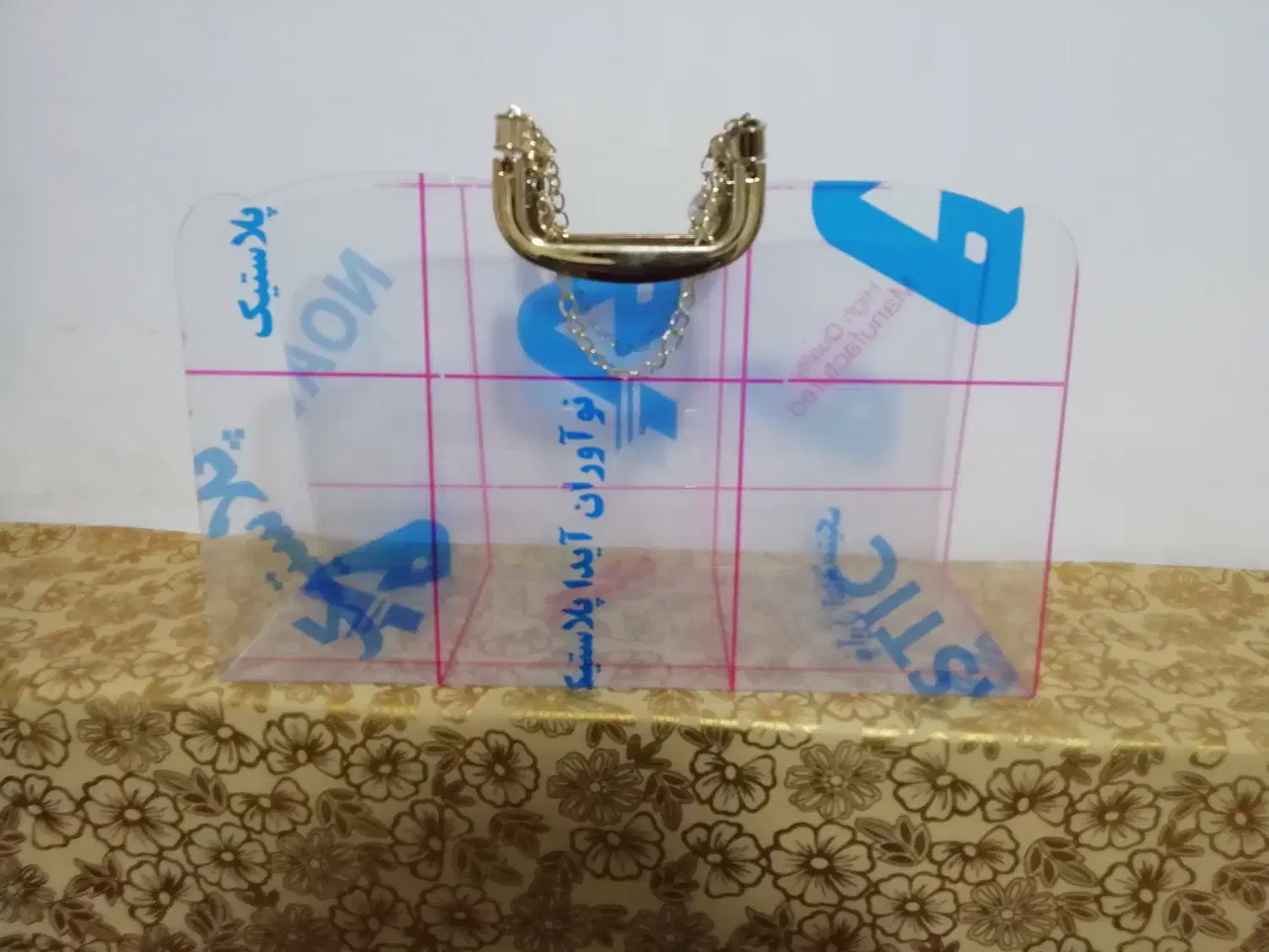 باکس گل فلاور بگ|گل مصنوعی|قم, ارم|دیوار