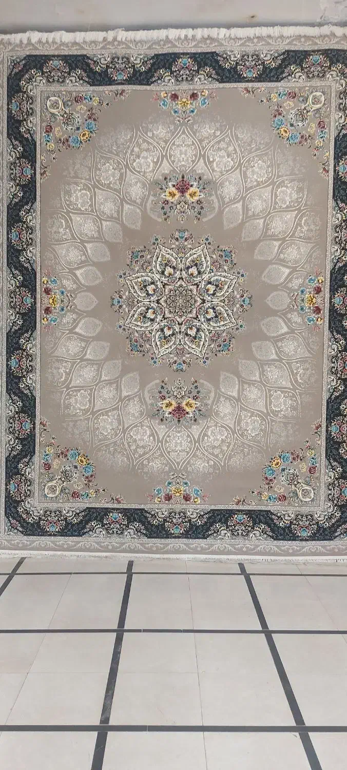 به علت تغیر شغل زیر قیمت کارخانه|فرش|شیراز, گویم|دیوار