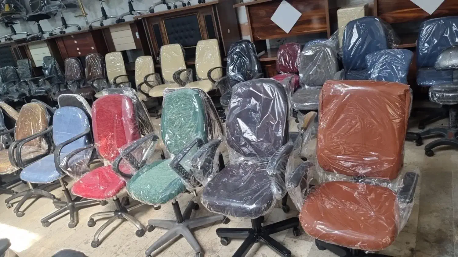 صندلی اداری صدفی چرخ دار|مبلمان اداری|مشهد, عبادی|دیوار