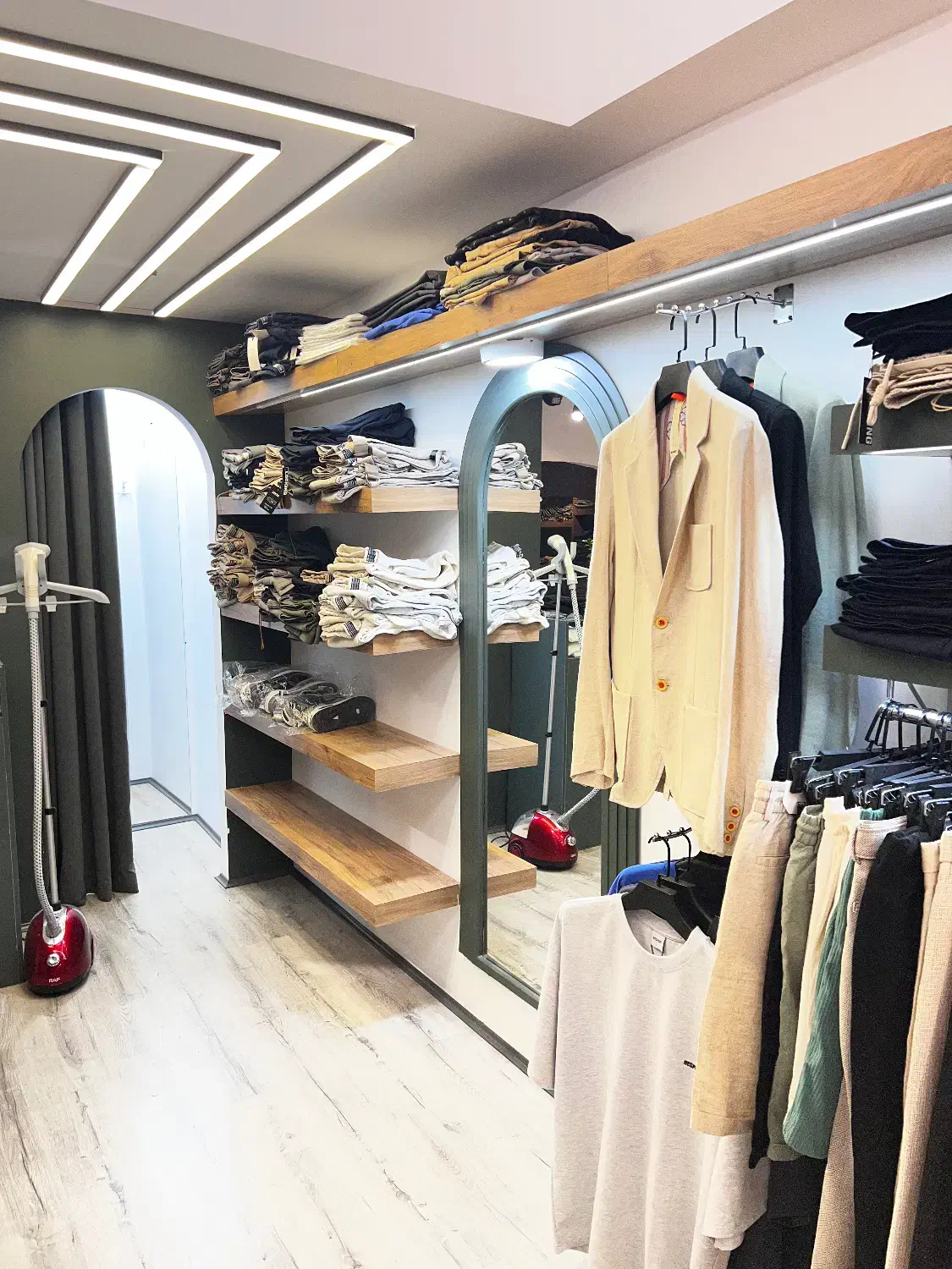 دکور مغازه|لباس|تهران, امانیه|دیوار