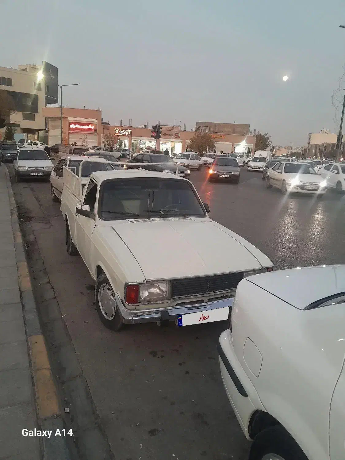 پیکان وانت مدل 90 دوگانه SNG|خودرو سواری و وانت|اصفهان, باغ فردوس|دیوار