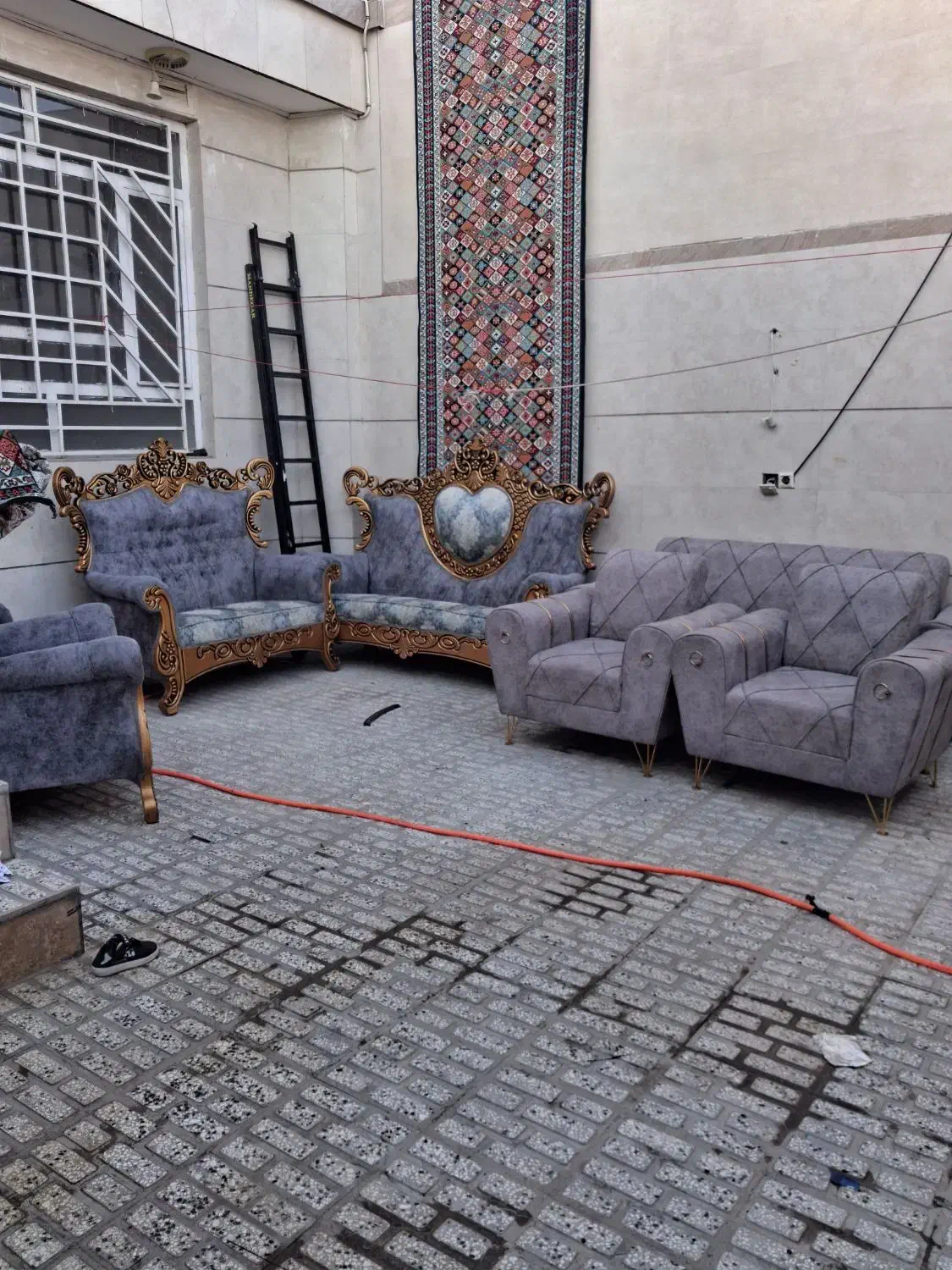 مبل|مبلمان خانگی و میز عسلی|تربت‌حیدریه, باغ سلطانی|دیوار