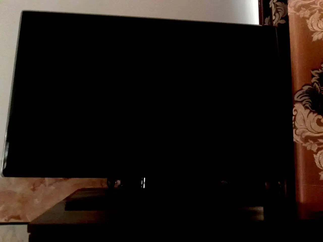 تلویزیون سامسونگ LED|تلویزیون و پروژکتور|سیمین شهر, |دیوار