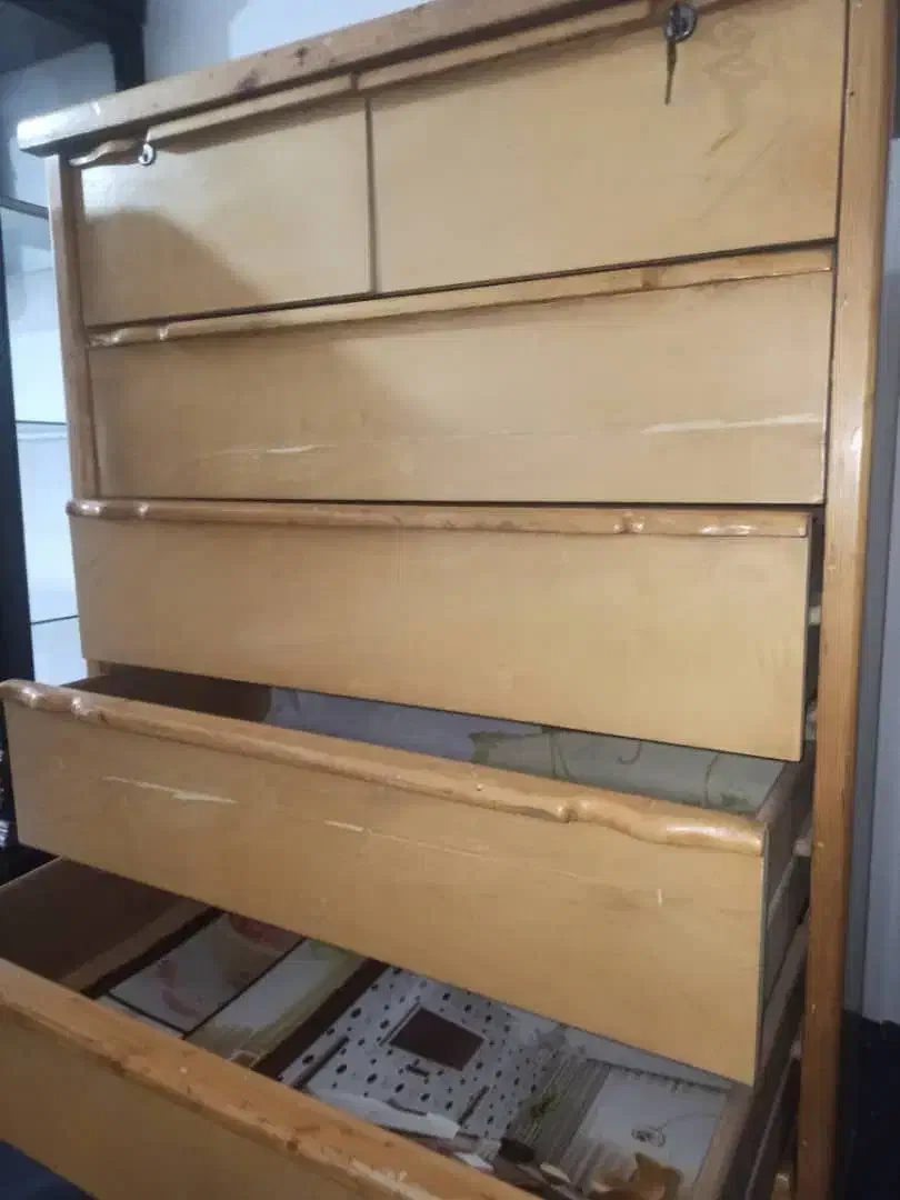 دراور هفت کشو سالم صندلی پایه آهنی|جاکفشی، کمد، دراور|فردیس, شهرک شهید حسینی|دیوار