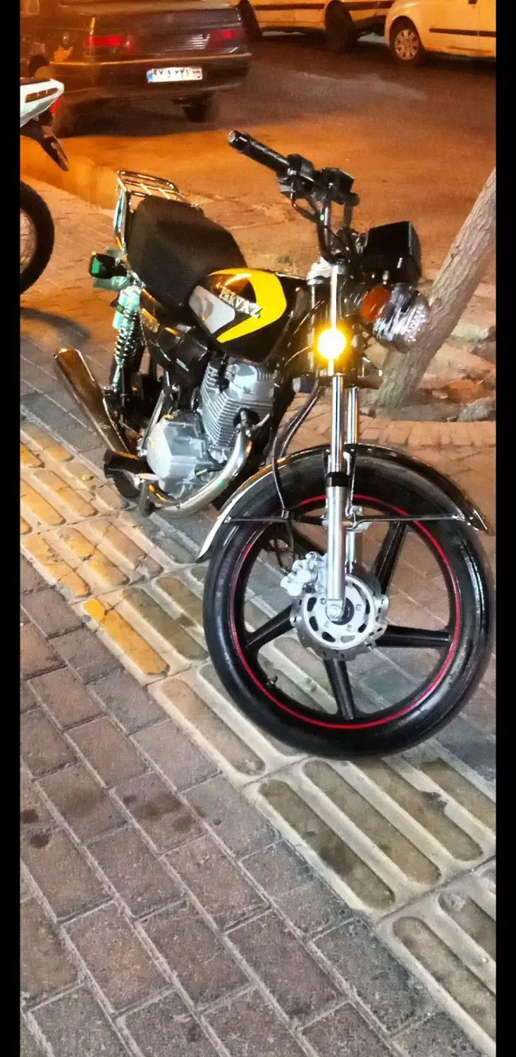 موتور سیکلت  پرواز۲۰۰ ۱۴۰۲|موتورسیکلت|تبریز, |دیوار