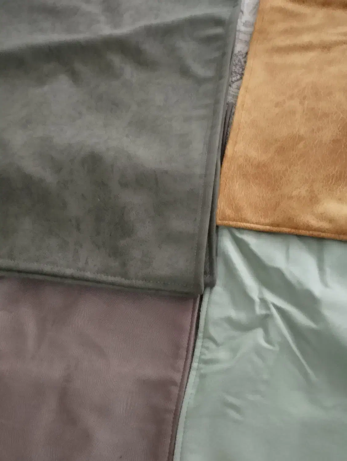 روبالشتی پارچه مبلی|رختخواب، بالش، پتو|ایلام, |دیوار