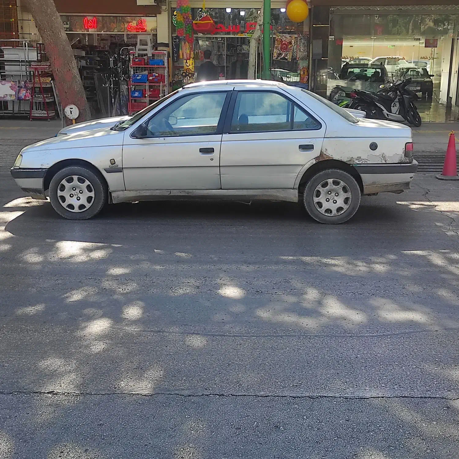 405 دو گانه فابریک|خودرو سواری و وانت|اصفهان, باغ فردوس|دیوار