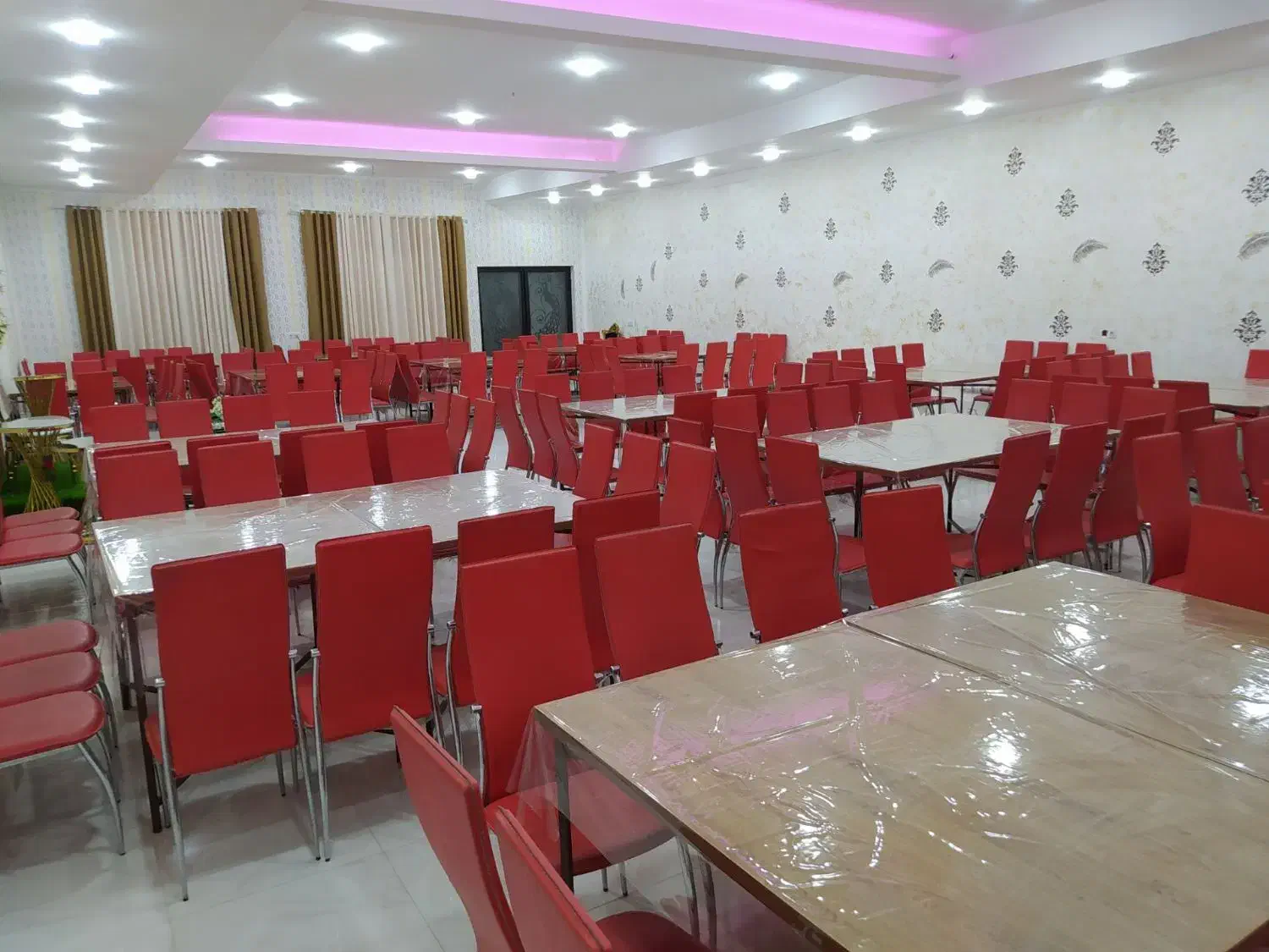 تالارستارگان|خدمات پذیرایی، مراسم|قزوین, |دیوار