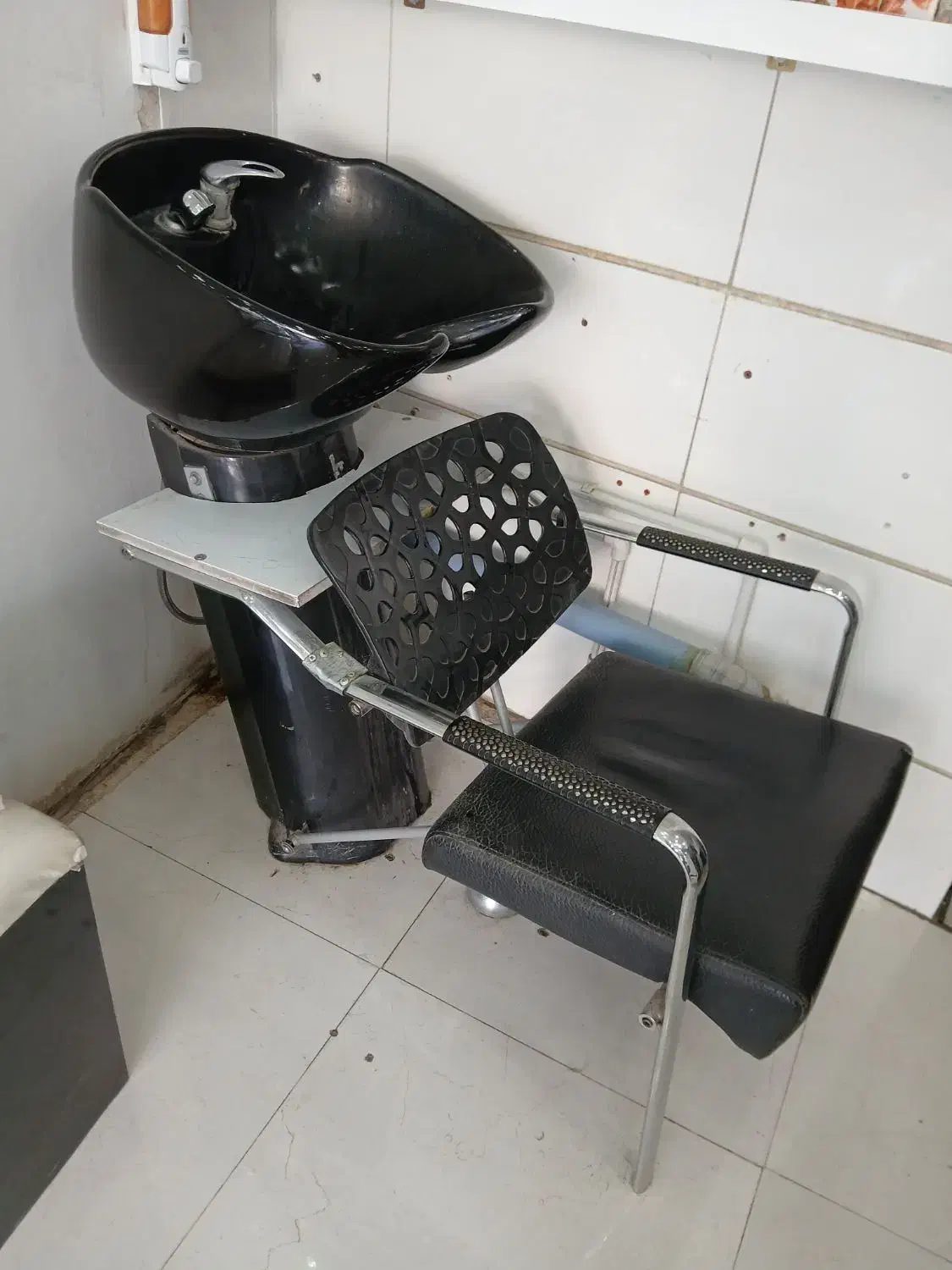 سرشور سنگ متحرک شیر آلات سالم سنگ سالم بدون مشکل|آرایشگاه و سالنهای زیبایی|تربتحیدریه, رجایی|دیوار