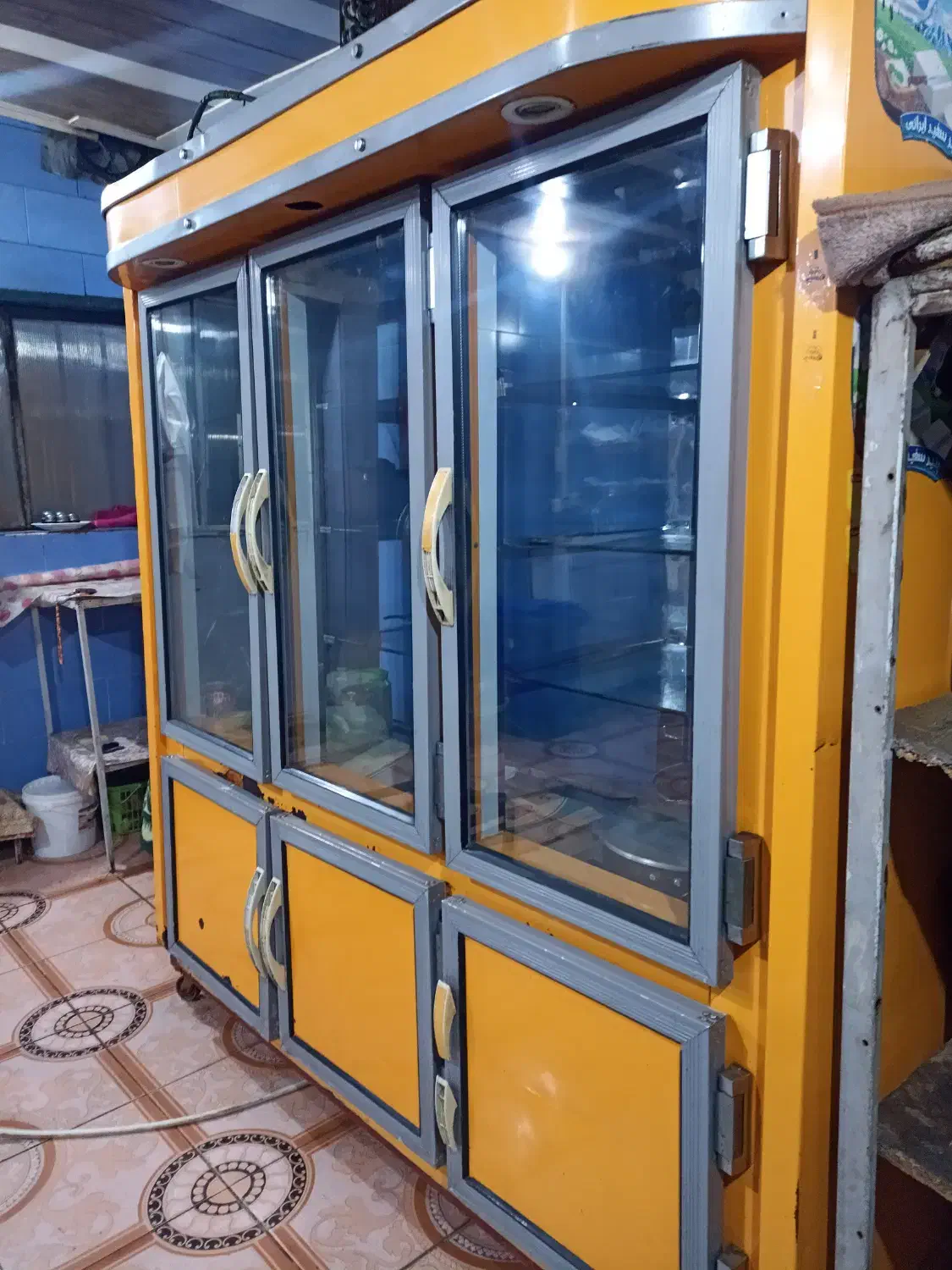 فروش یا معاوضه یخچال سه در ویترینی|یخچال و فریزر|فریدونشهر, |دیوار