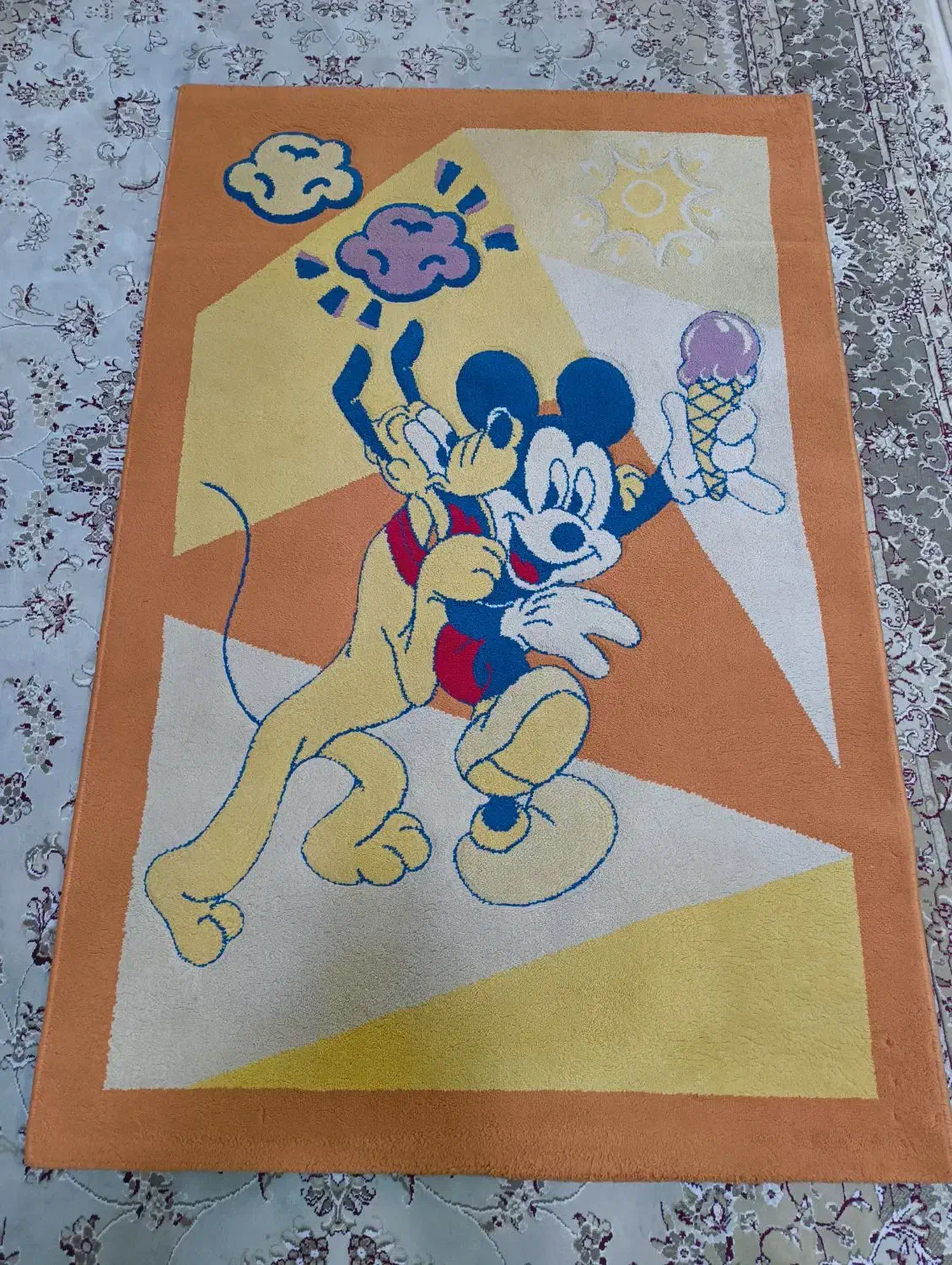 قالیچه ۱.۵ متری|فرش|کرج, ساسانی (قلمستان)|دیوار