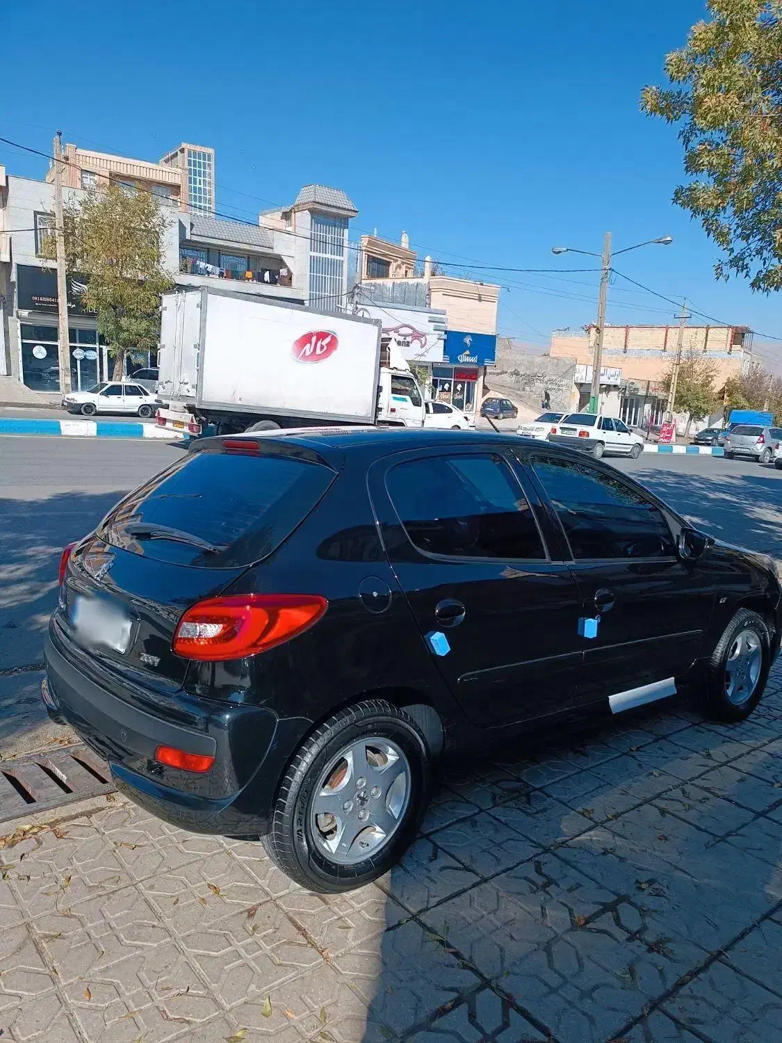 207مدل 1402|خودرو سواری و وانت|کرمانشاه, |دیوار