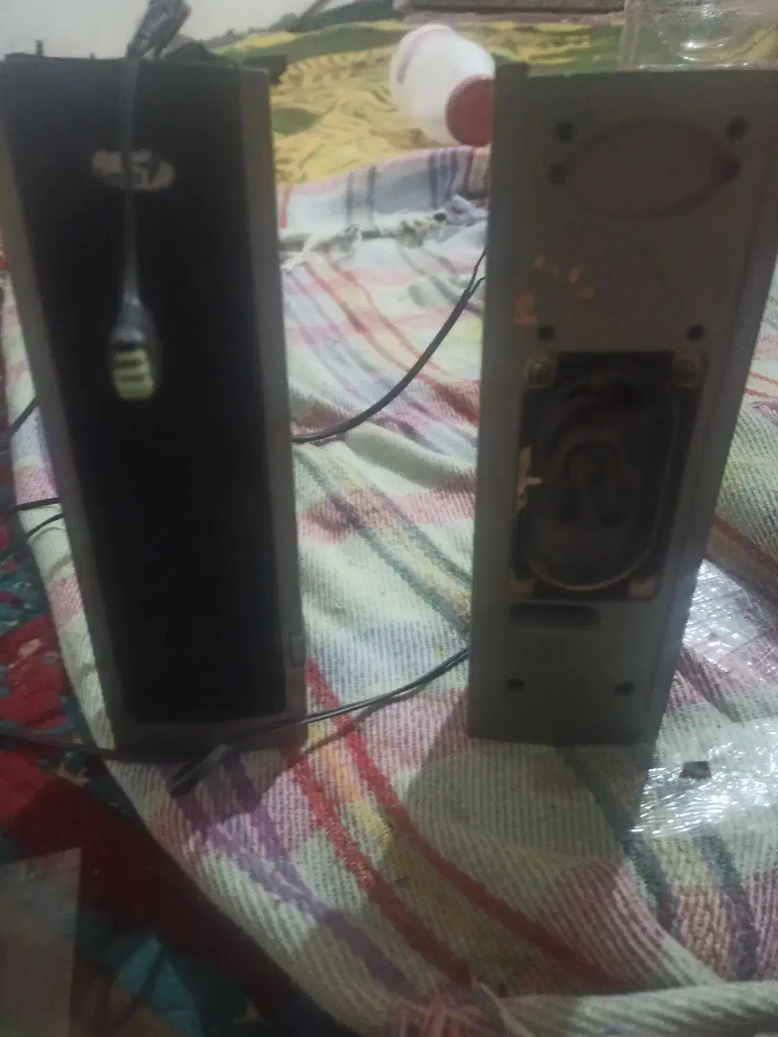 دوتا اسپیکر باسیم وصل میشه به گوشی تون|سیستم صوتی خانگی|بم, |دیوار