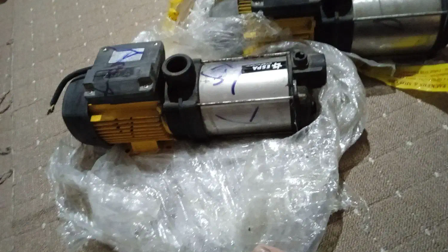 پمپ اسپا ایتالیایی ۱ اینچ|ابزارآلات|ریگ, |دیوار