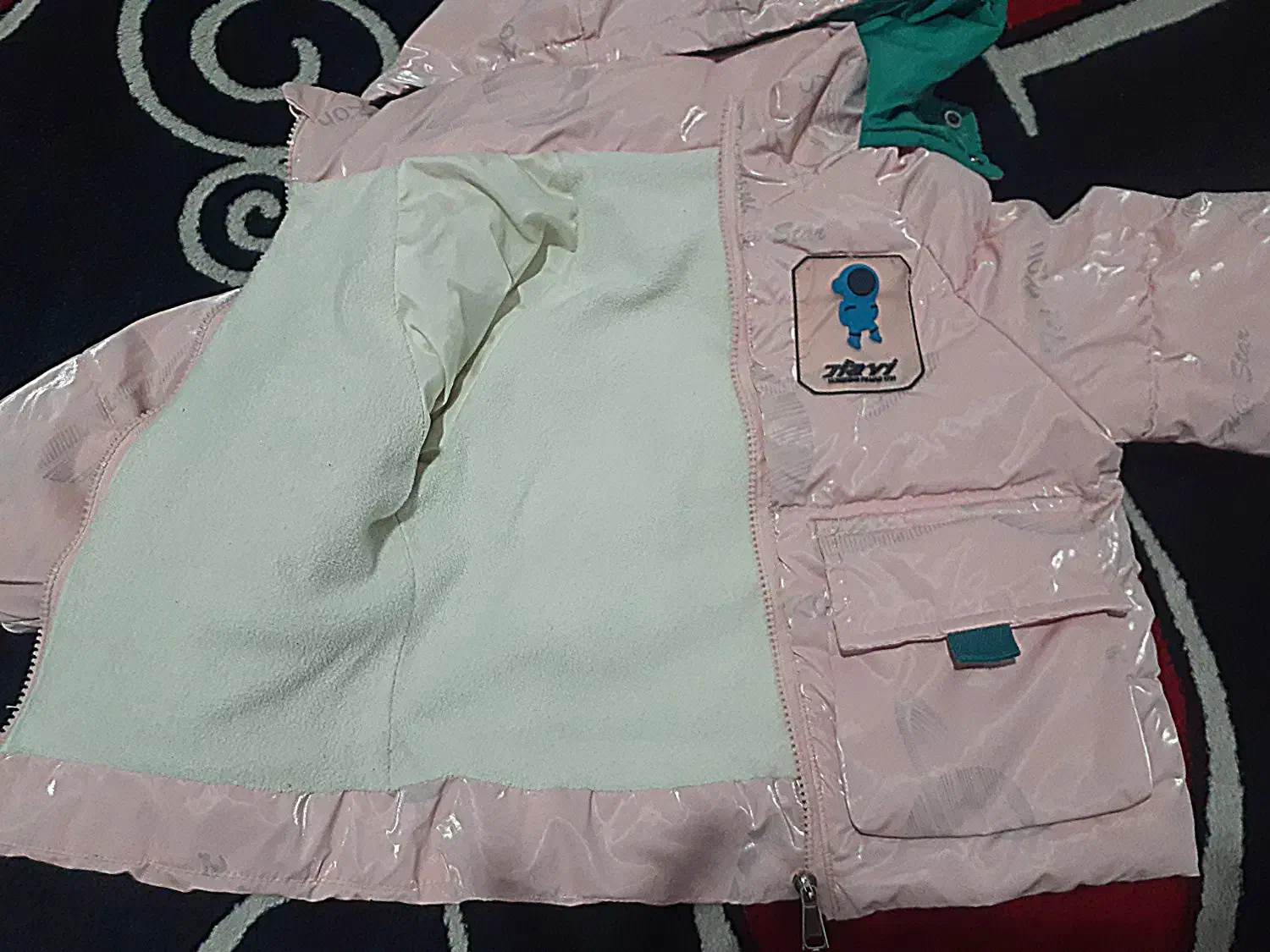 کاپشن|کفش و لباس بچه|ابهر, |دیوار