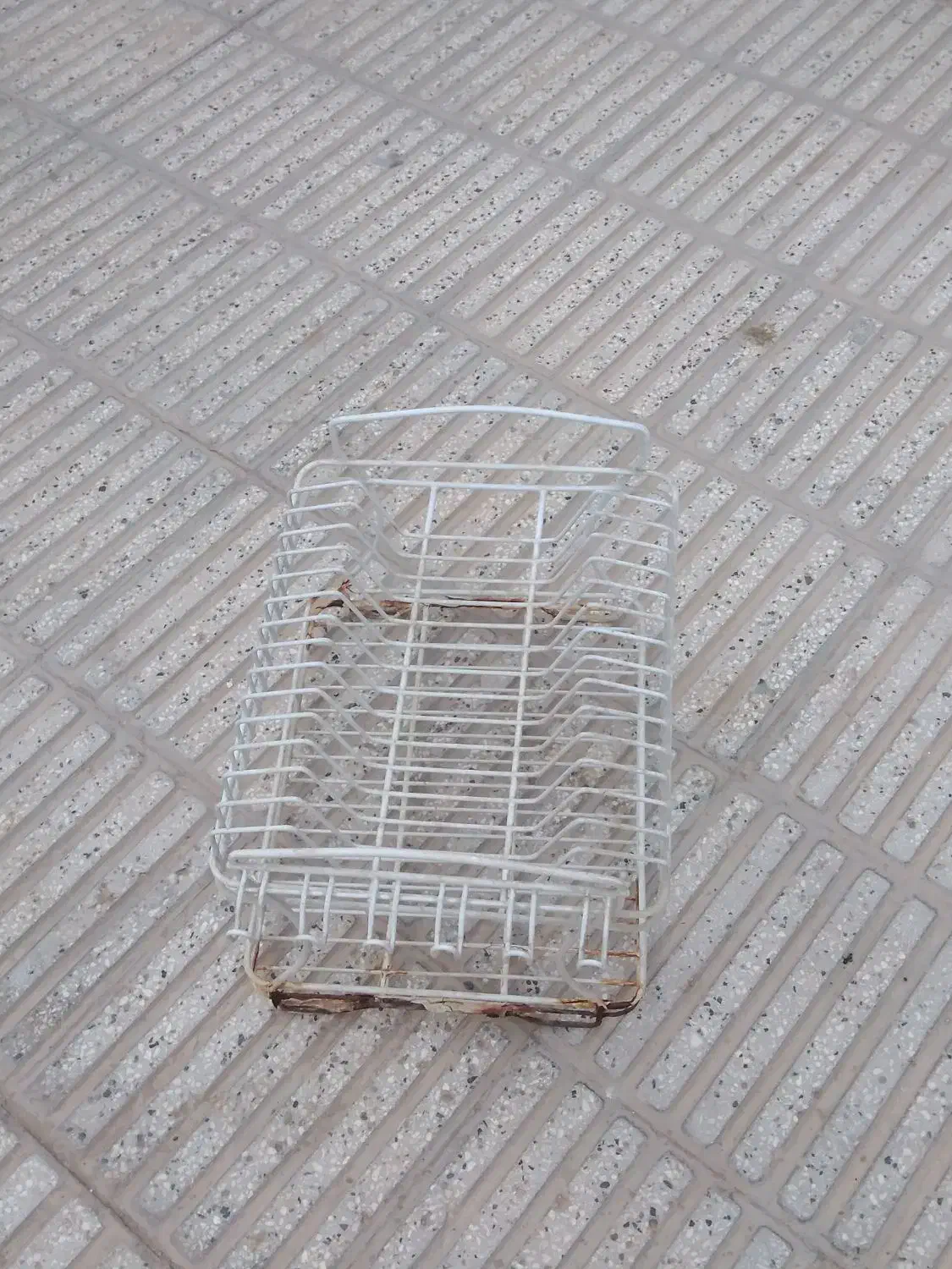 ابچکان|آبچکان و نظمدهنده ظروف|سبزوار, هویزه|دیوار